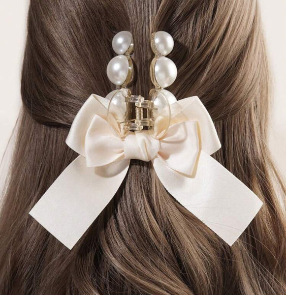 Faux Pearl Hair Clip